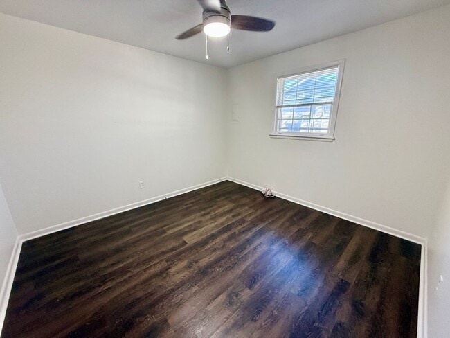 Photo - 2 Bedroom Madison Duplex w/ Fenced Yard $1300 House