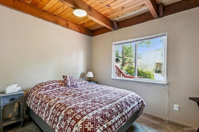 Building Photo - Single Family Home For Rent