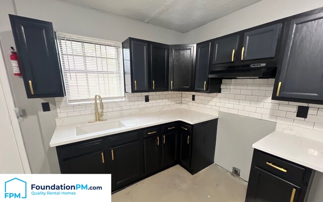 Foto del edificio - 2265 Hunter Ave