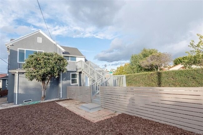 Building Photo - 1613 West Blvd