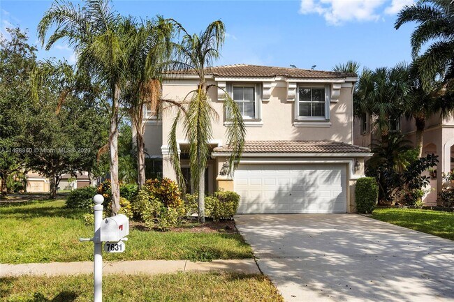 Building Photo - 7631 Oak Grove Cir