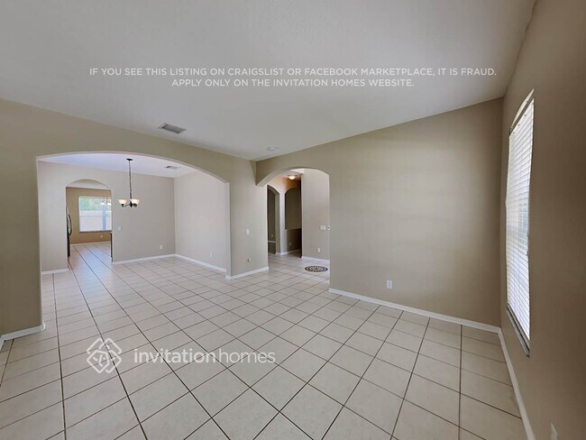 Building Photo - 3321 Downan Point Dr