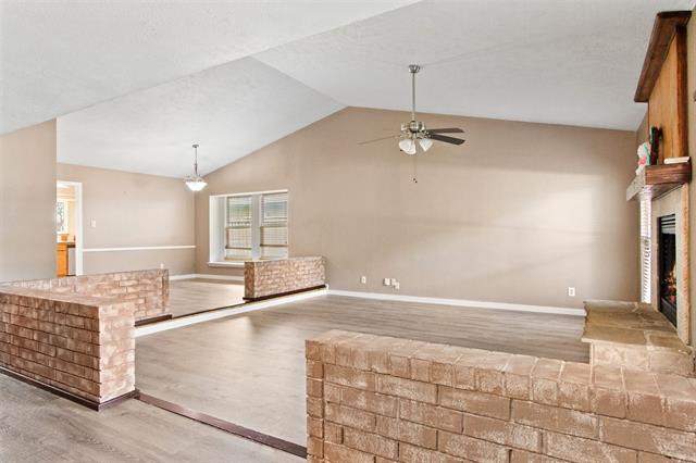 Foto del edificio - 1209 Cherrywood Ct