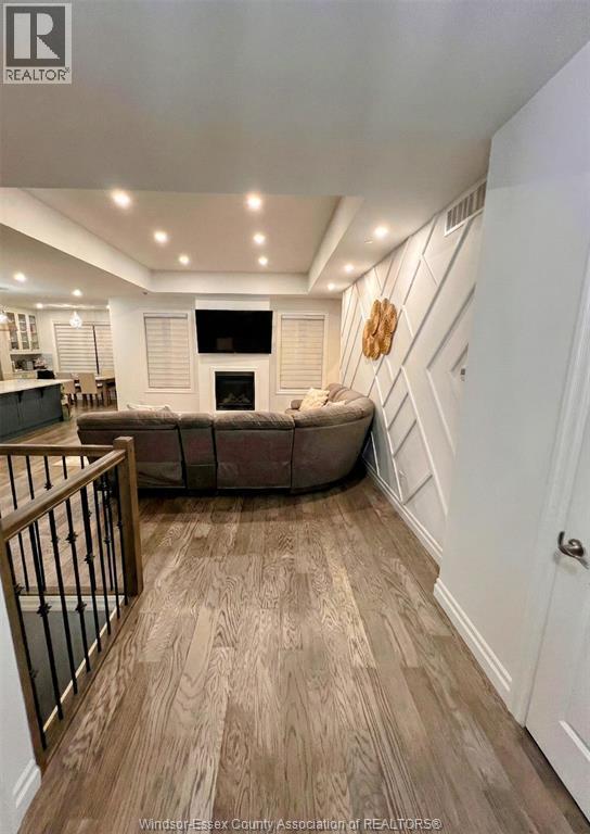 Photo du bâtiment - 155 Gloucester Dr