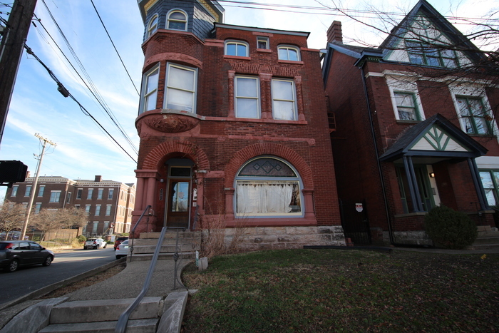 Historic Small Apartment