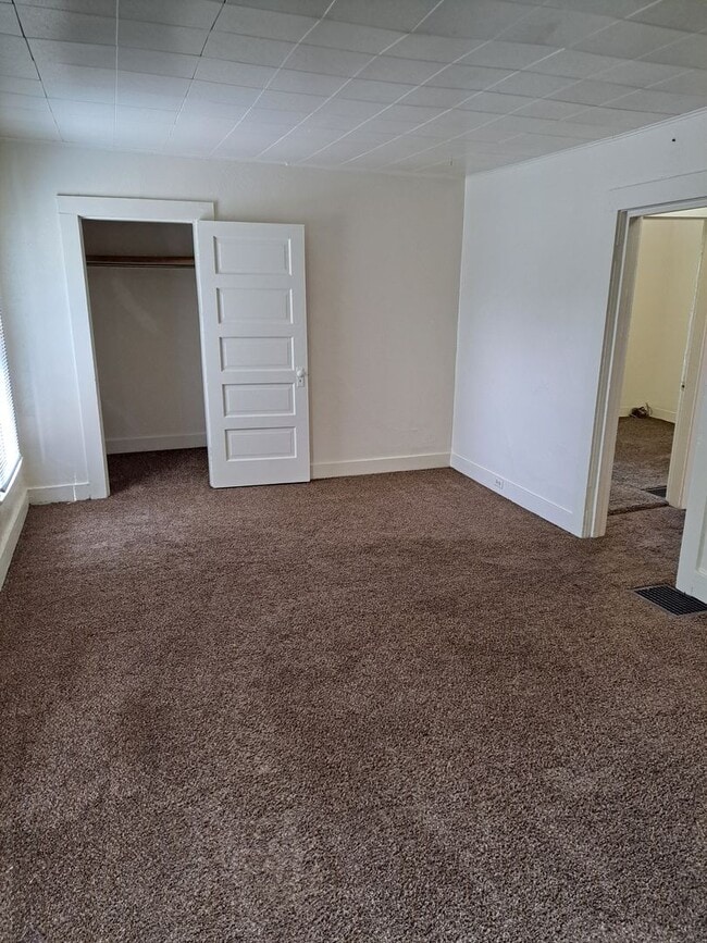 Foto del edificio - 2 BR Apartment near Franke Park
