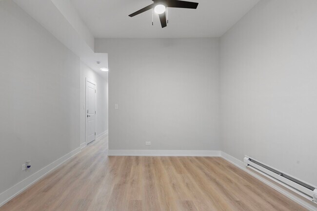 Foto del edificio - 1456 W Fargo Ave