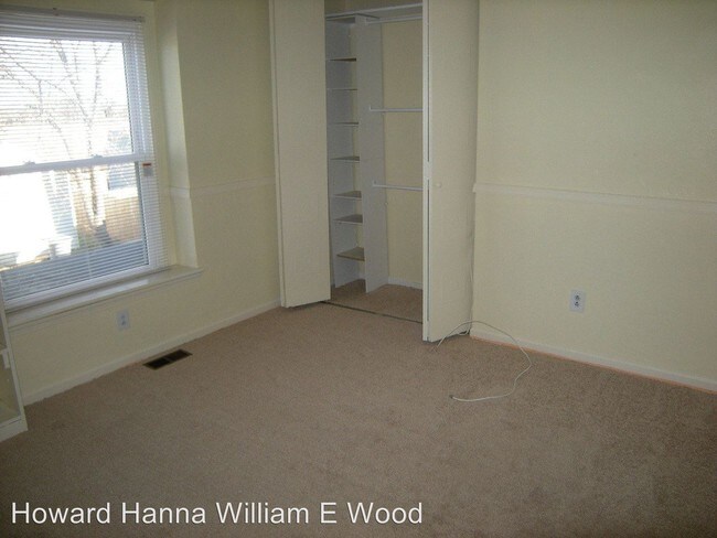 Building Photo - 128 Diggs Dr