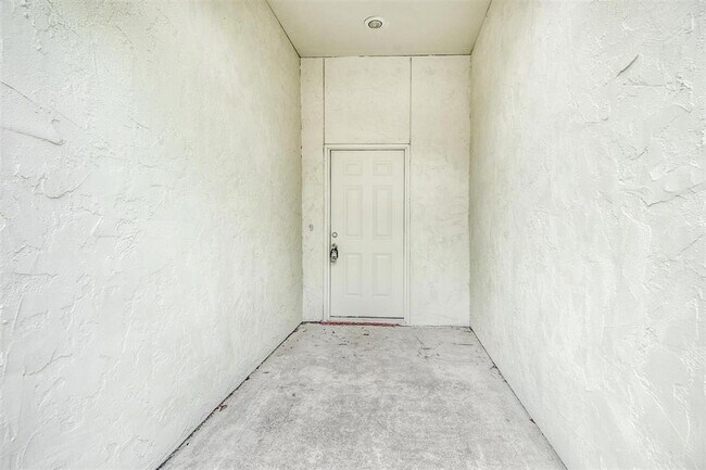Foto del edificio - 3855 Heatherwood Dr