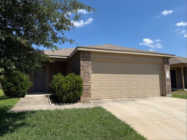 Foto del edificio - 5717 Levenwood Ln