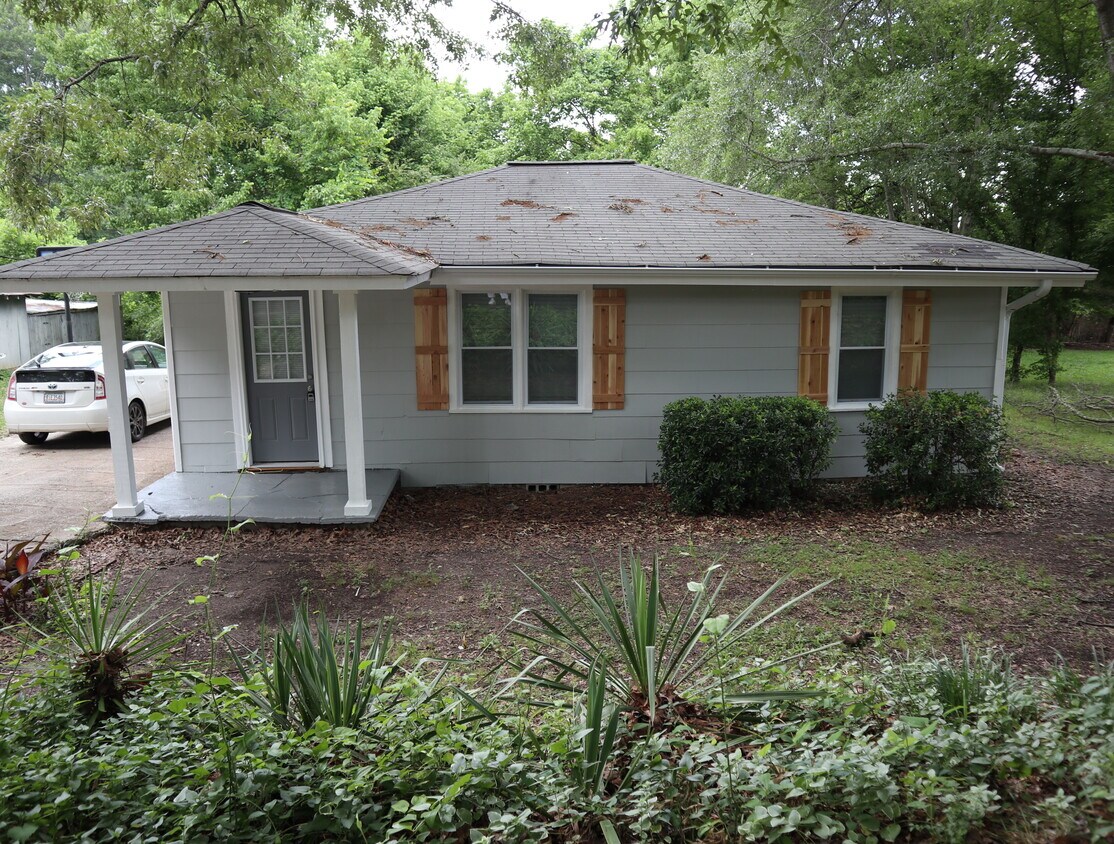 43 Kelly St, Whitesburg, GA 30185 House Rental in Whitesburg, GA