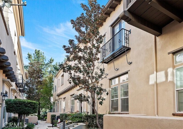 Foto del edificio - 4433 Owens St