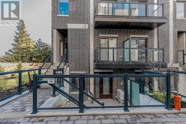 Photo du bâtiment - 3425 Sheppard Ave E