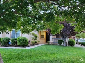 Building Photo - 2274 Purple Finch Ct