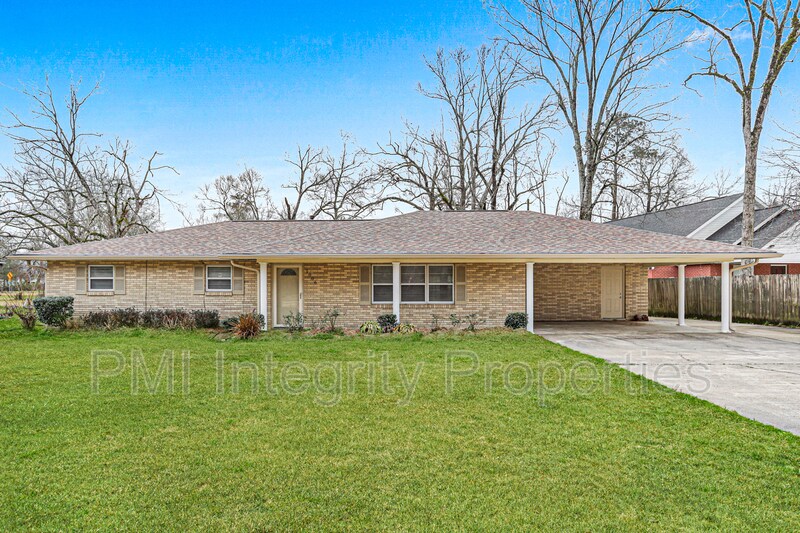 1006 E Thomas St, Hammond, LA 70401 House for Rent in Hammond, LA