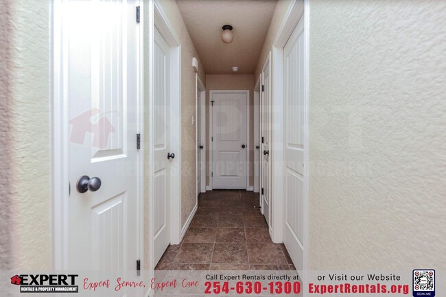 Foto del edificio - Spacious & Stylish 3-Bedroom Home for Rent...