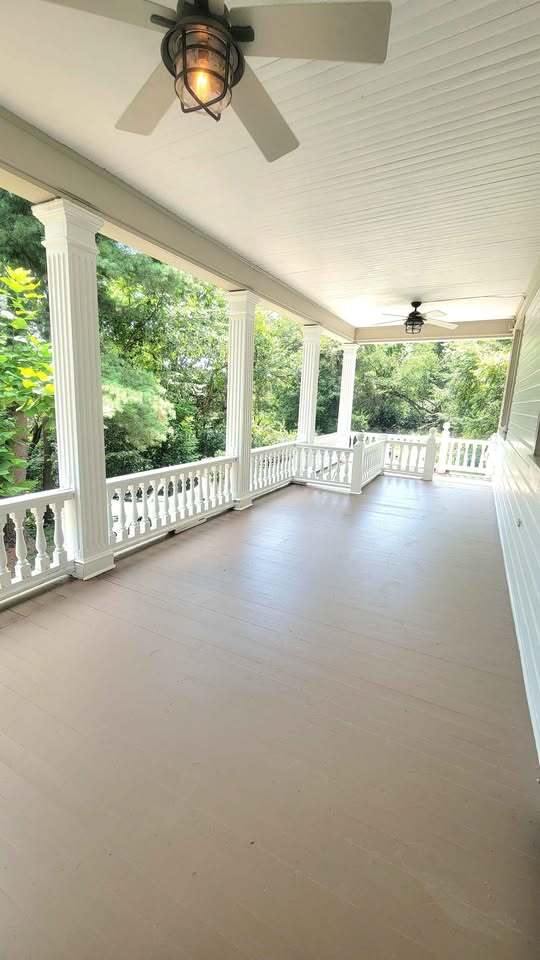 Grand covered front porch - 1003 Middle Rd