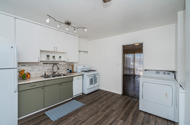 Building Photo - 4821 Jumano Ave