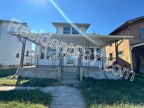 Building Photo - 118 Marlboro Pl