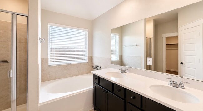 Building Photo - 4612 Spoon Bill Cv Dr