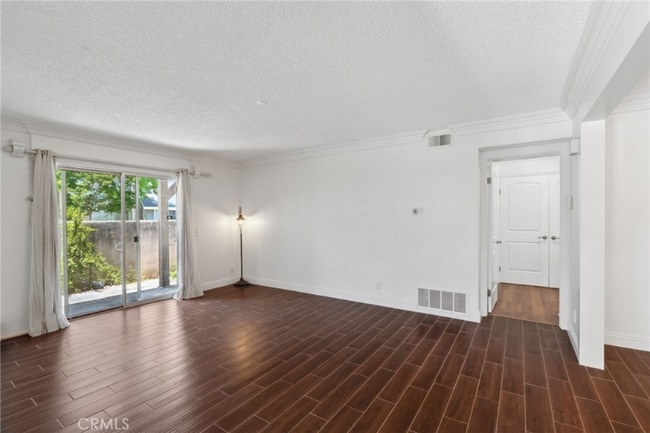 Building Photo - 81 Rockwood