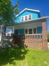 Building Photo - 3857 E 144th St
