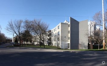Building Photo - Sheppard Manor Apartments