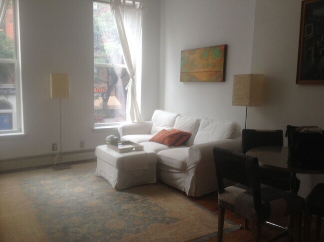 Foto del edificio - 419 Myrtle Ave