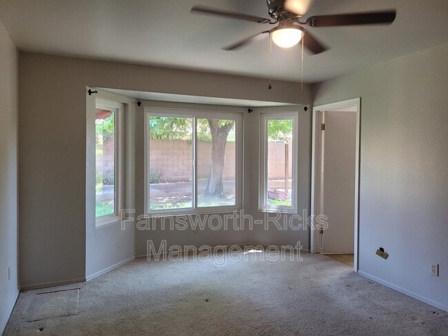 Building Photo - 1329 W Boston St