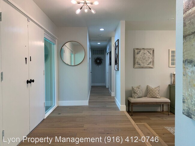 Foto del edificio - 3 br, 2 bath House - 3899 Yellowstone Lane