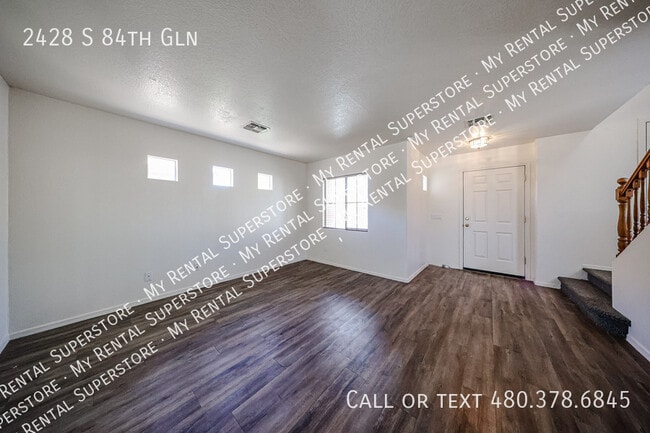 Building Photo - 2428 S 84th Gln