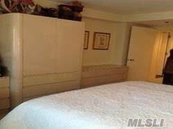 Foto del edificio - 88 Cutter Mill Rd