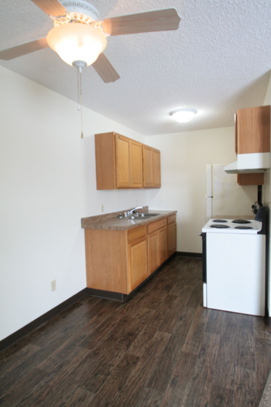 Building Photo - 302 6th St SW