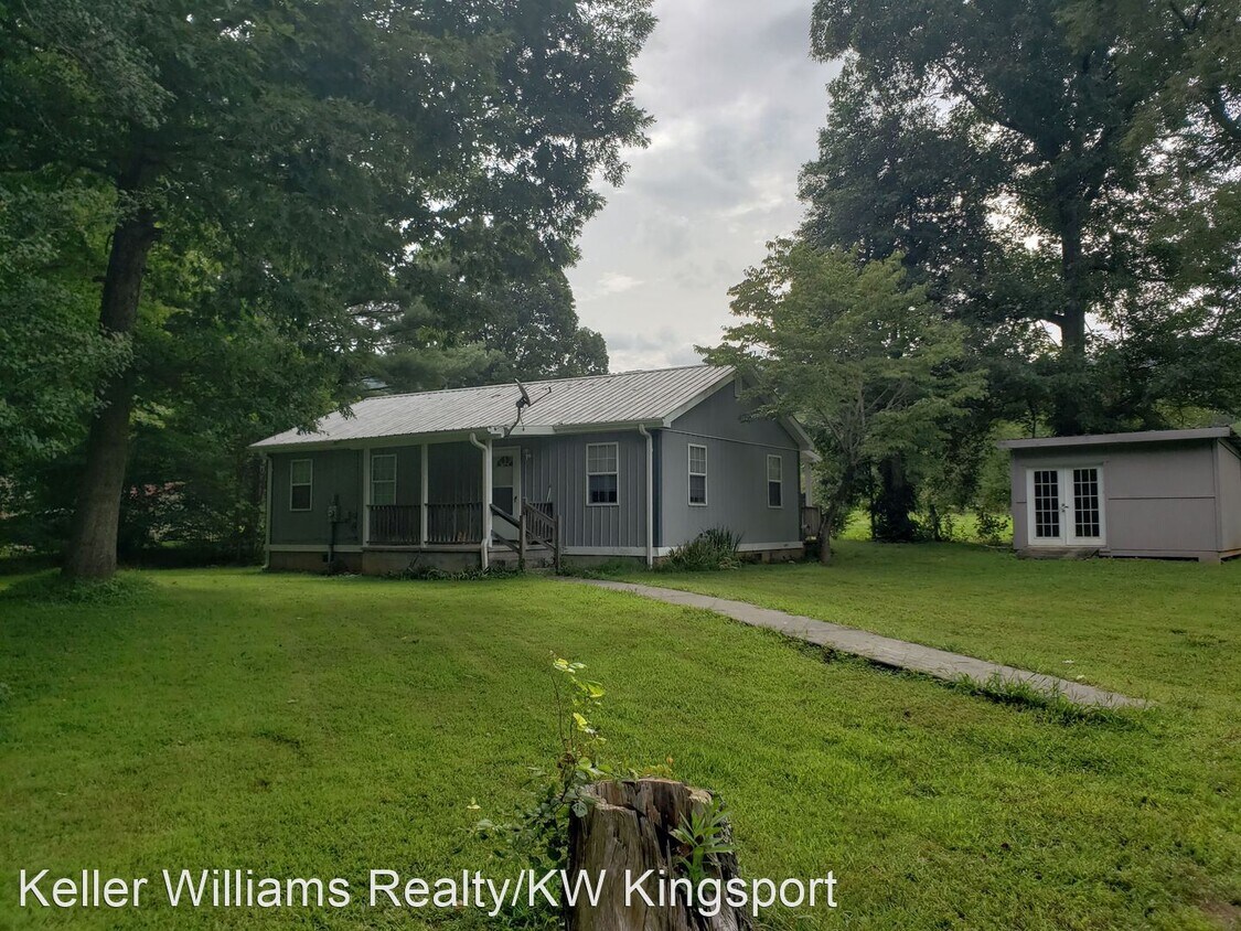 2 br, 1 bath House 154 Scenic Apt Road House Rental in Unicoi, TN