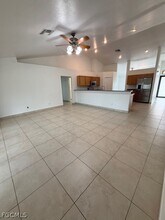Building Photo - 3925 E Gator Cir