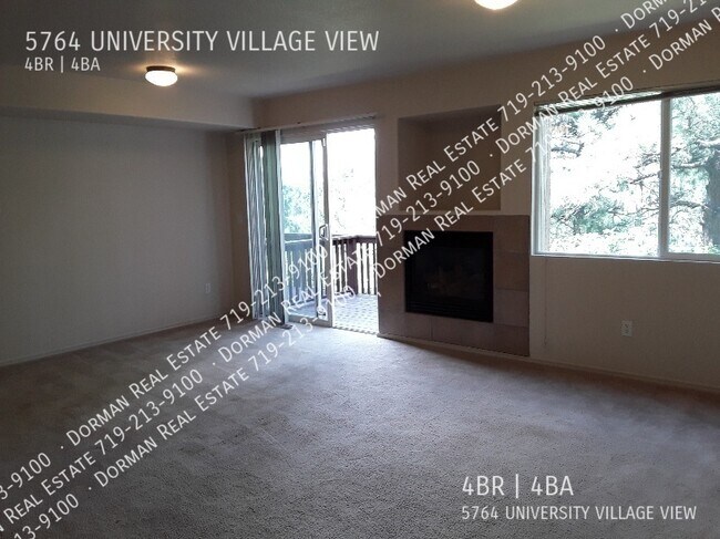 Foto del edificio - 5764 University Village Vw