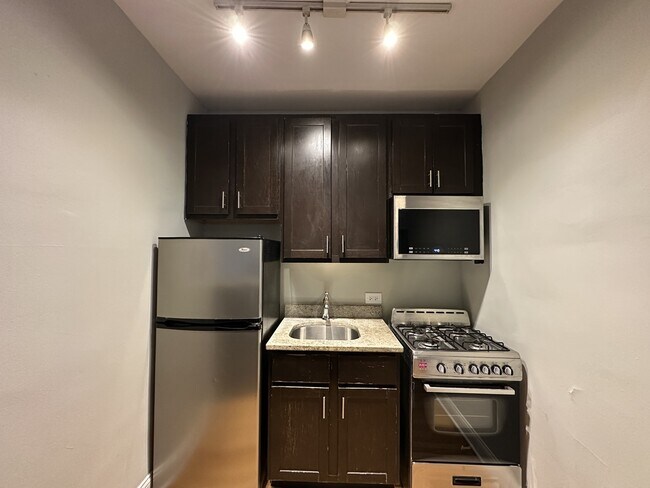 Foto del edificio - 4619 N Paulina St