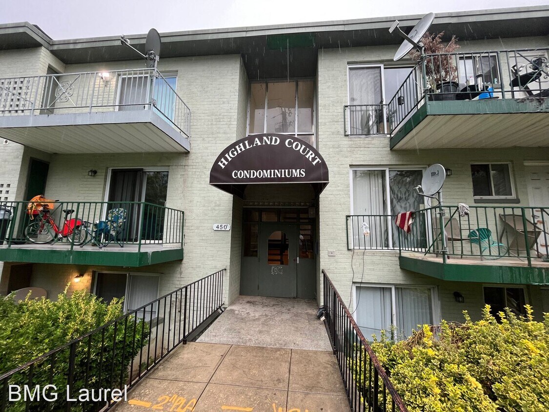 Primary Photo - 2 br, 1 bath House - 450 Condon Terr SE (#...