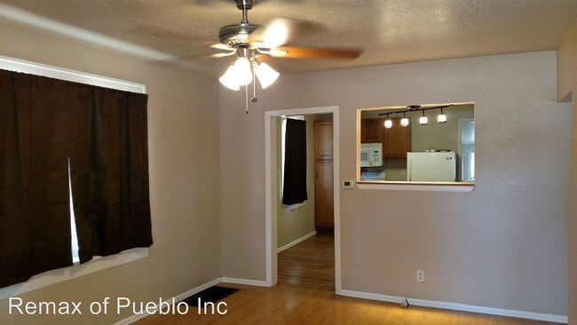Building Photo - 3 br, 1 bath House - 1631 E. 11TH ST.