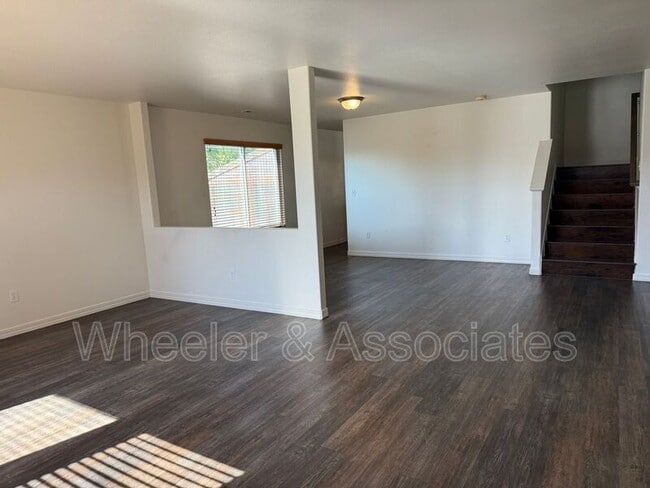 Foto del edificio - 1584 W Galbraith Ln