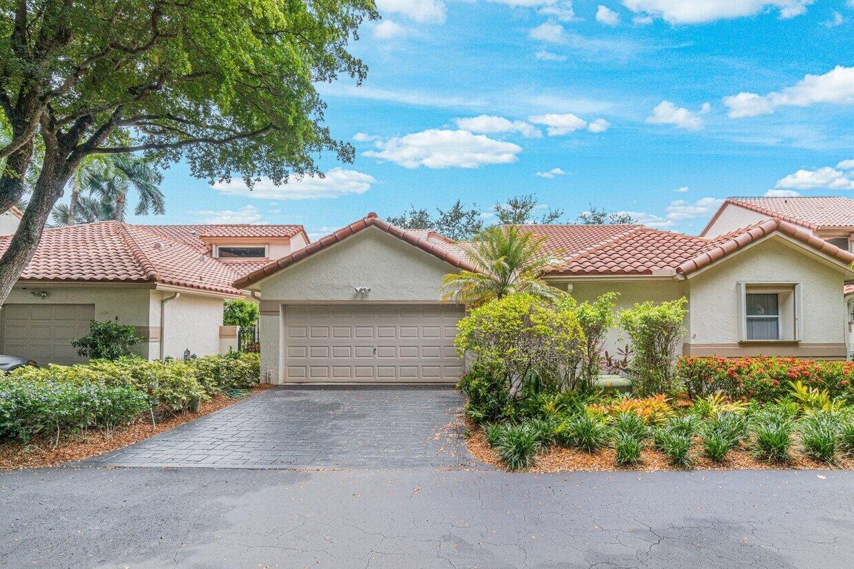 5142 Majorca Club Dr, Boca Raton, FL 33486 Townhouse for Rent in Boca