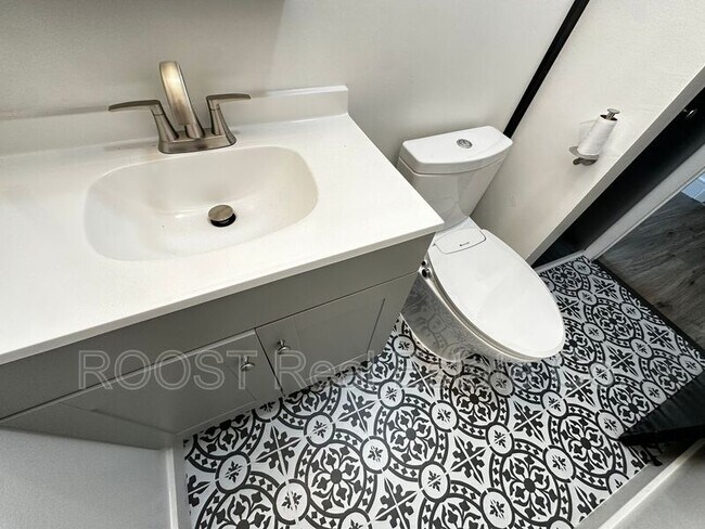 Foto del edificio - 487 Melissa Ct