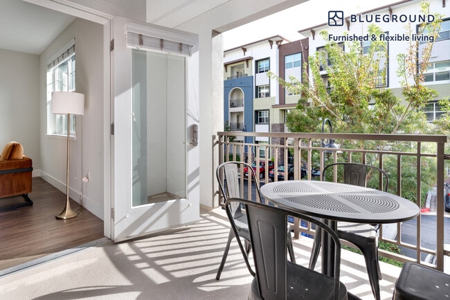 Foto del edificio - 3889 Artist Walk Common