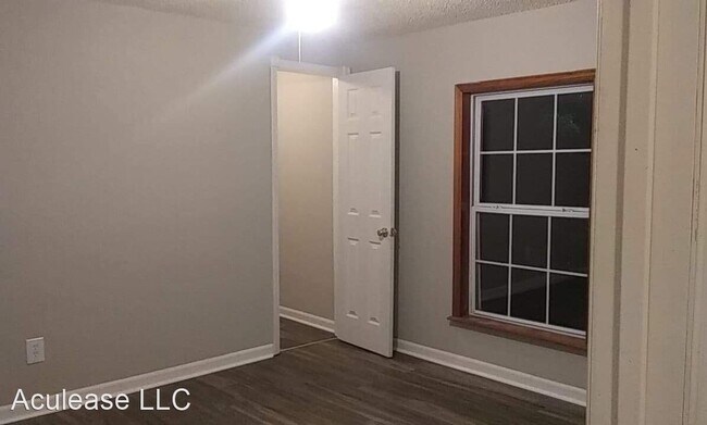 Foto del edificio - 3 br, 2 bath House - 200 Michelle