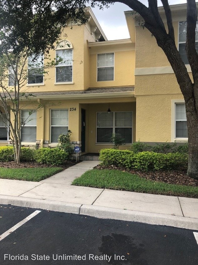 2 br, 2 bath House 234 Hardcastle Place