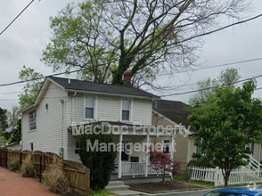 Building Photo - 212 Forbes St