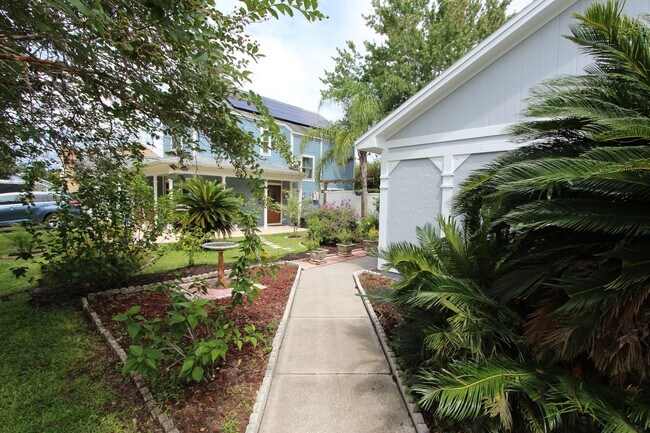Foto del edificio - Beautiful 3/2 Home Located In Waterford La...