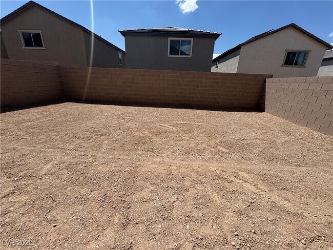Building Photo - 6053 Swift Lariat St