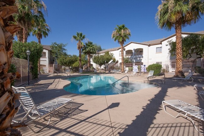Building Photo - Adorable 2 Bedrooms Condo on the Second Floor
