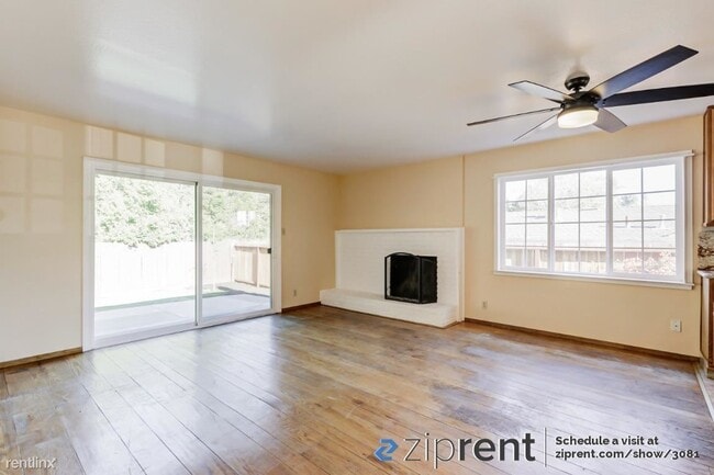 Building Photo - 3 br, 2 bath House - 256 Adobestone Court,...